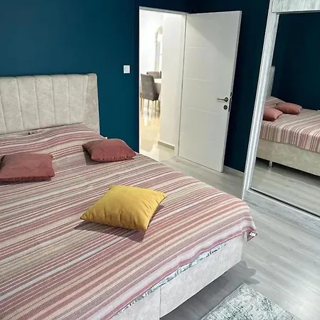 2х комнатная в цезаре Appartement *